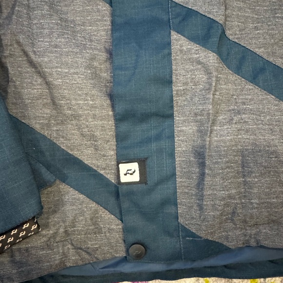 Men's Ride Snowboard Jacket - Picture 5 of 13